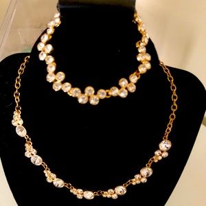 Cute gold necklace am bracelet